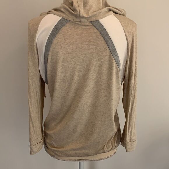 Ella Moss Color Block Hooded Top - Picture 3 of 6